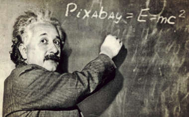 Einstein erklärt Pixabay